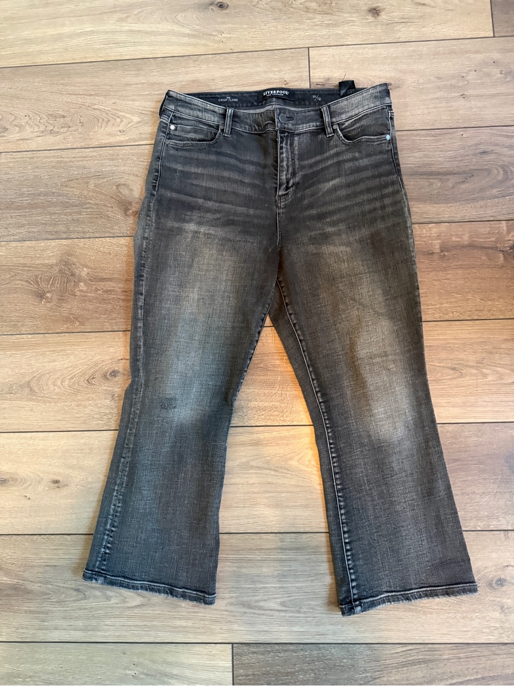 Liverpool Women's Washed Gray Cropped Wide-Leg Jeans
